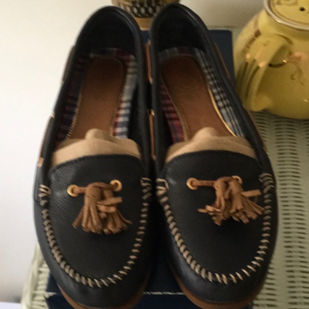 Sperry Sabrina Navy Leather Moccasin Flats with Tan Tassels - Picture 2 of 8